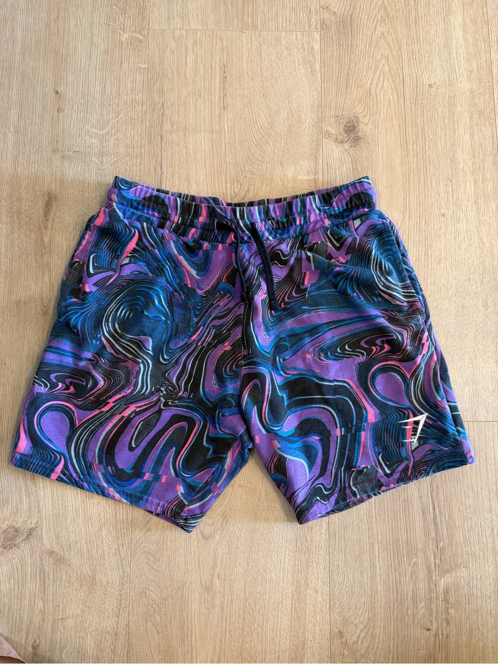 Men's Gym Shark Workout Shorts Size Small In Multi-color Abstract Print